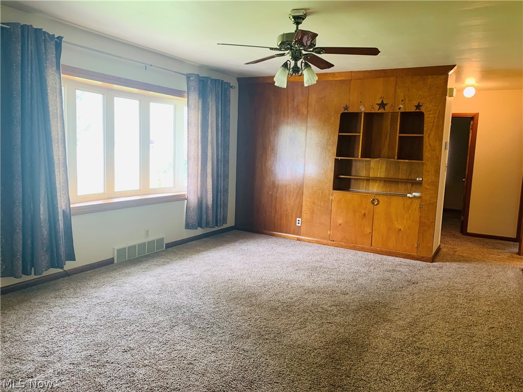 3205 South Meridian Road Youngstown, OH 44511 - Photo 6 of 21 Gallery Image 6