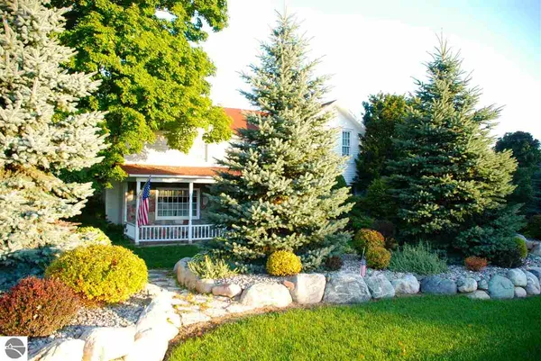 $585,000 | 8491 Highway 31, Williamsburg, MI 49690