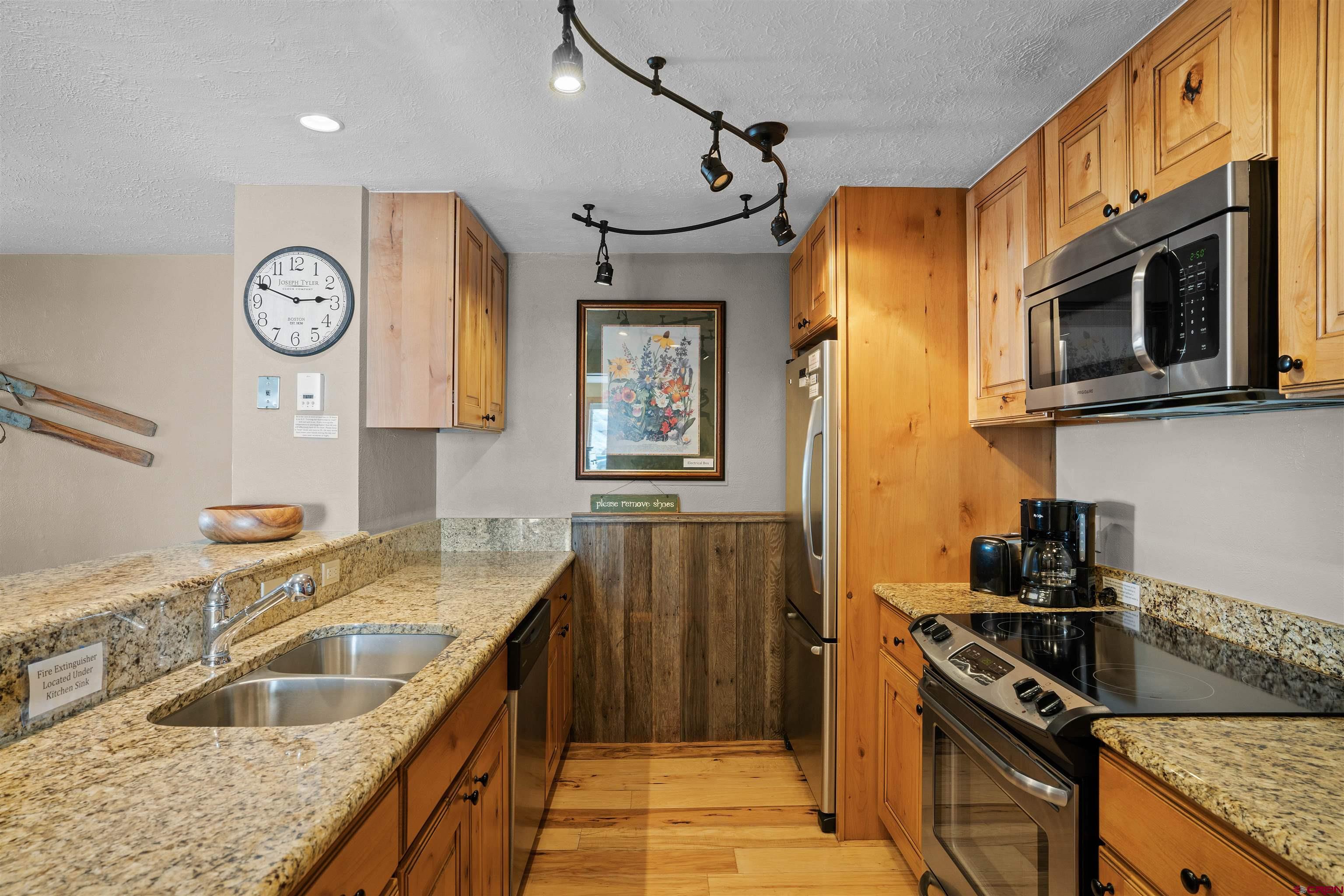 651 Gothic Road, Unit 304C Crested Butte, CO 81225 - Photo 3 of 32