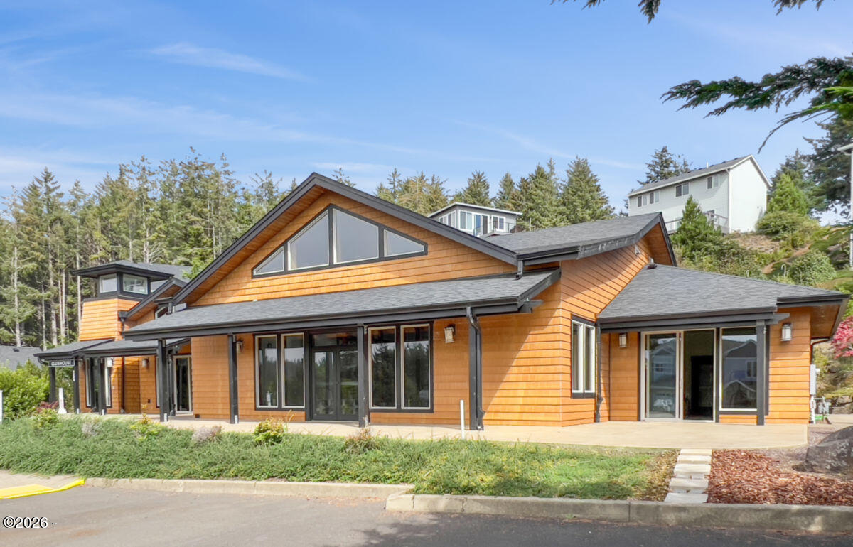 4161 Southeast Inlet Avenue Lincoln City, OR 97367 - Photo 33 of 38 Clubhouse