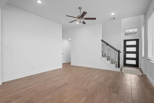 $2,575 | 120 Red Cascade Trail, Willis, TX 77318