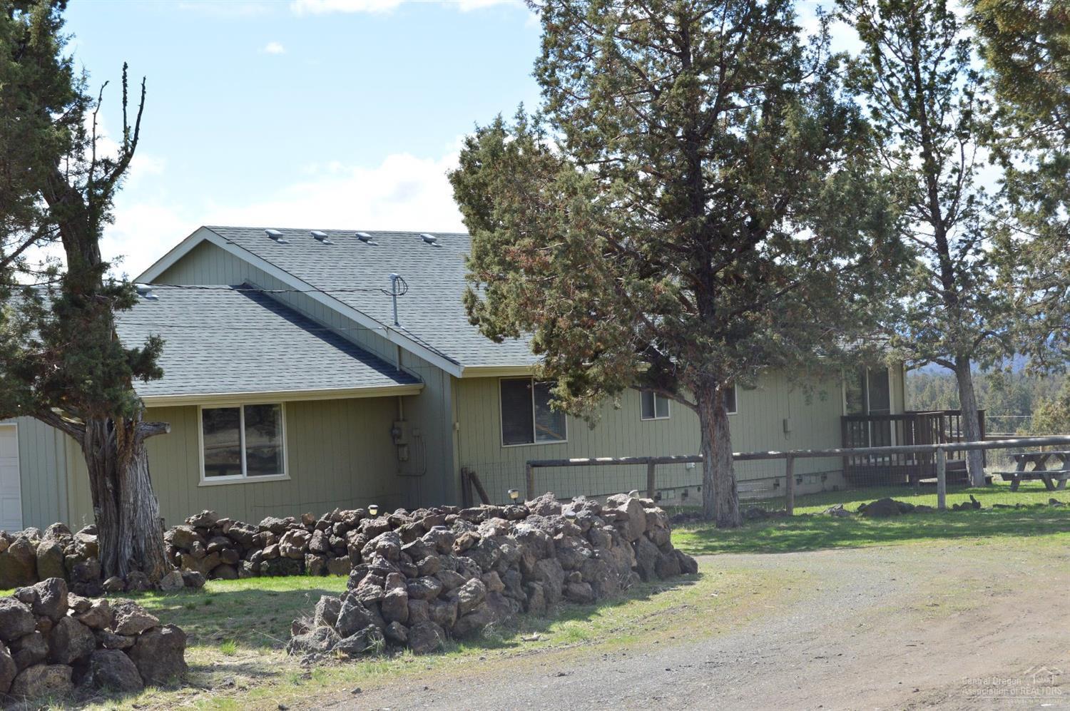 6543 Southwest Groundhog Road Terrebonne, OR 97760 - Photo 1 of 25 Primary Photo