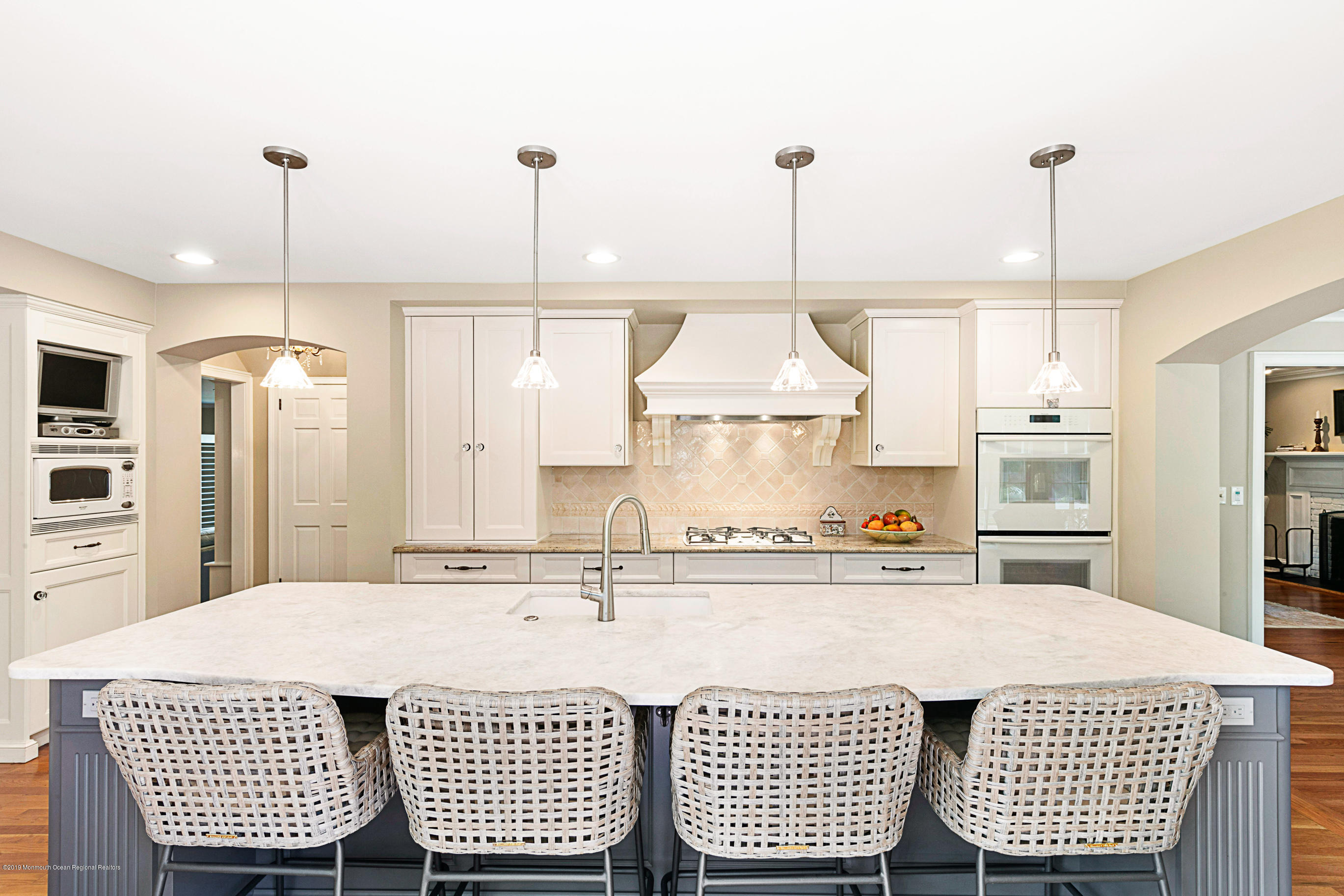40 Pine Cove Road Fair Haven, NJ 07704 - Photo 18 of 44 Kitchen