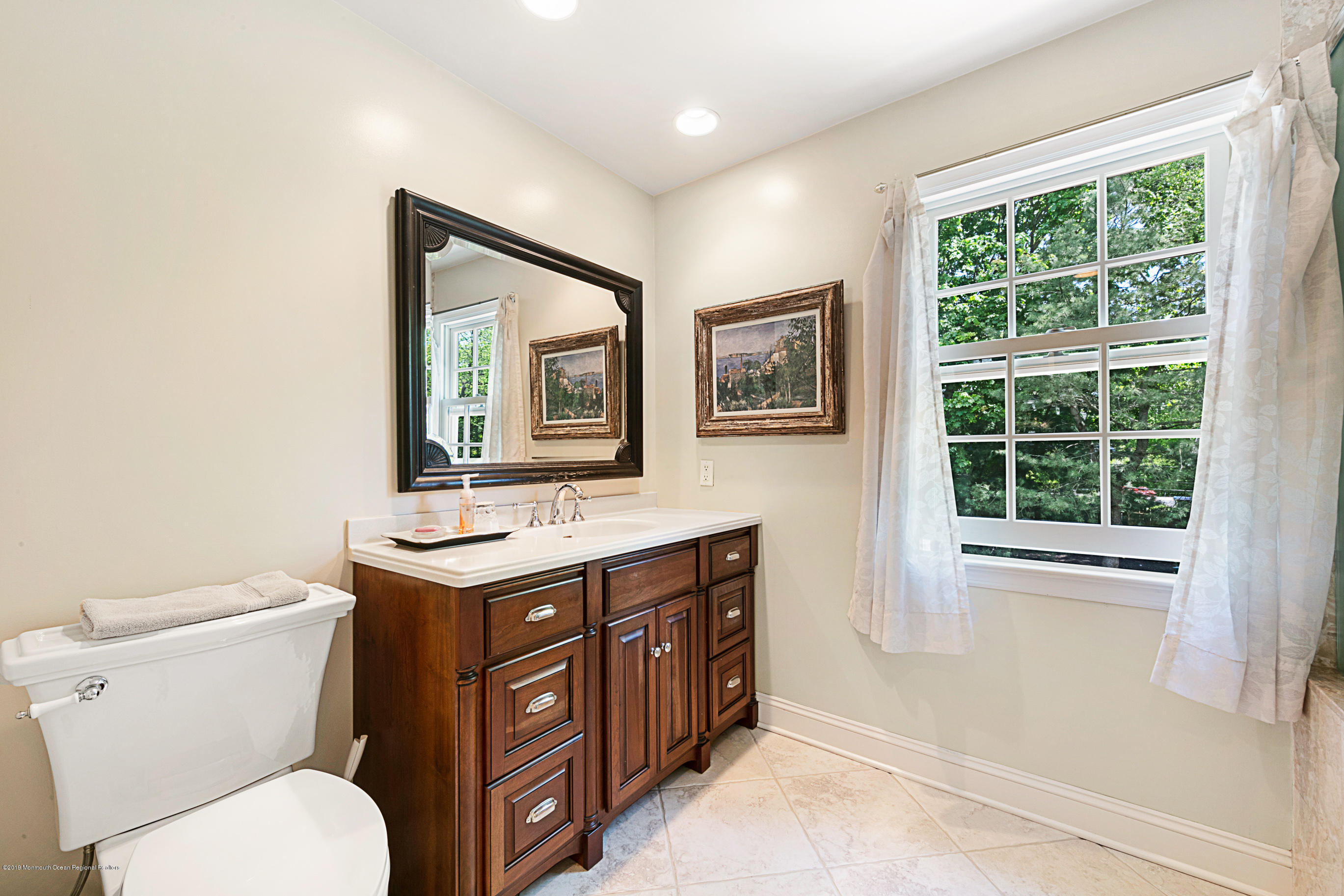 40 Pine Cove Road Fair Haven, NJ 07704 - Photo 28 of 44 Hall Bath