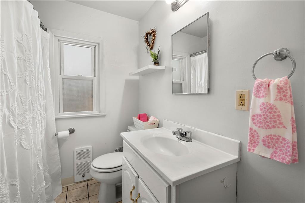 23 Anderson Road Glenshaw, PA 15116 - Photo 14 of 25