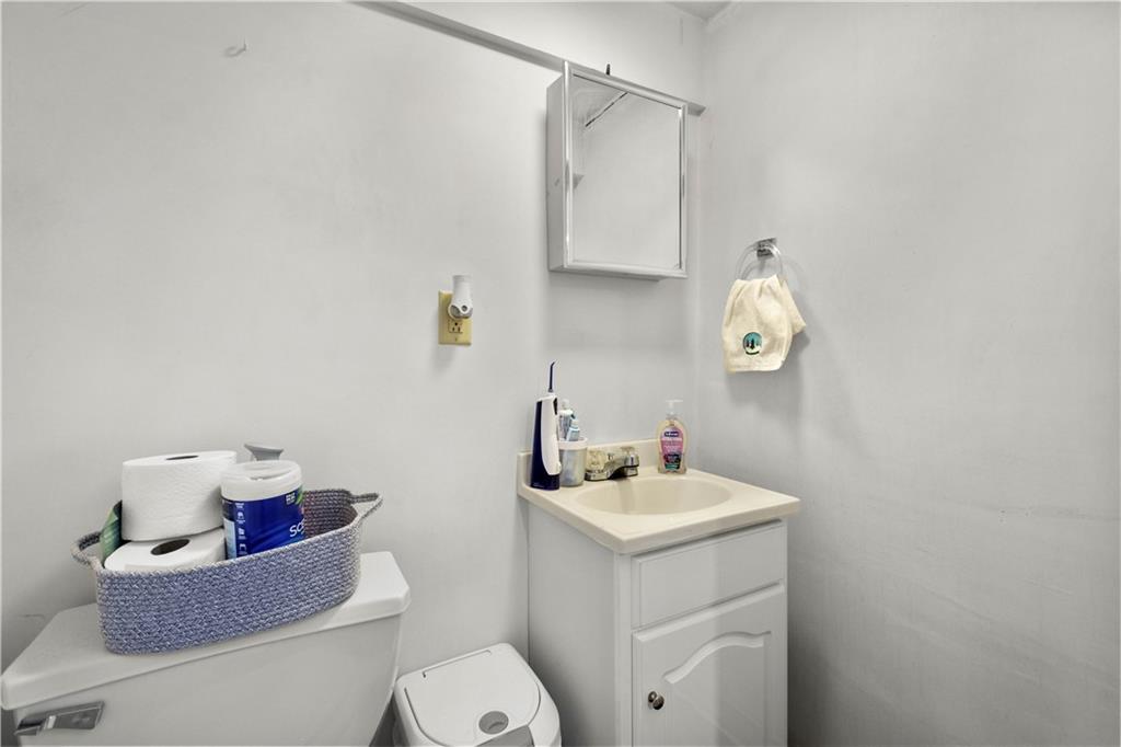 23 Anderson Road Glenshaw, PA 15116 - Photo 19 of 25 1/2 Bath Lower Level