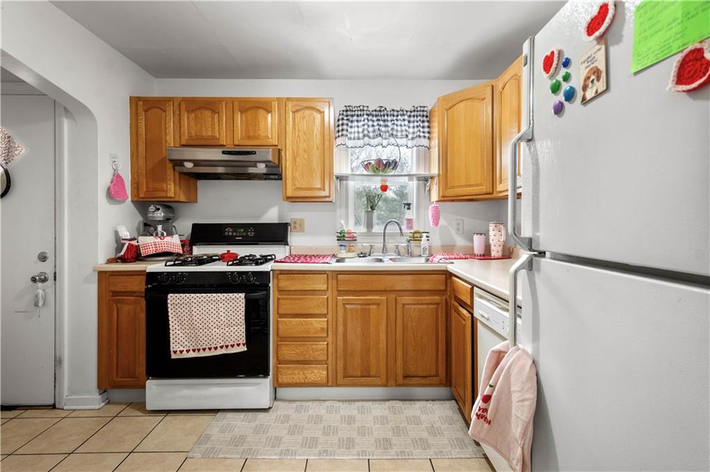 23 Anderson Road Glenshaw, PA 15116 - Photo 7 of 25