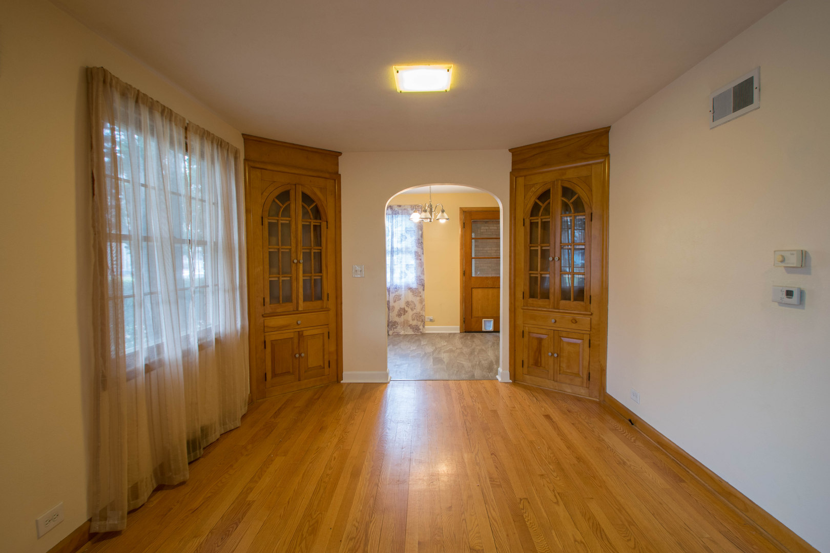 649 North Spring Street Elgin, IL 60120 - Photo 18 of 54
