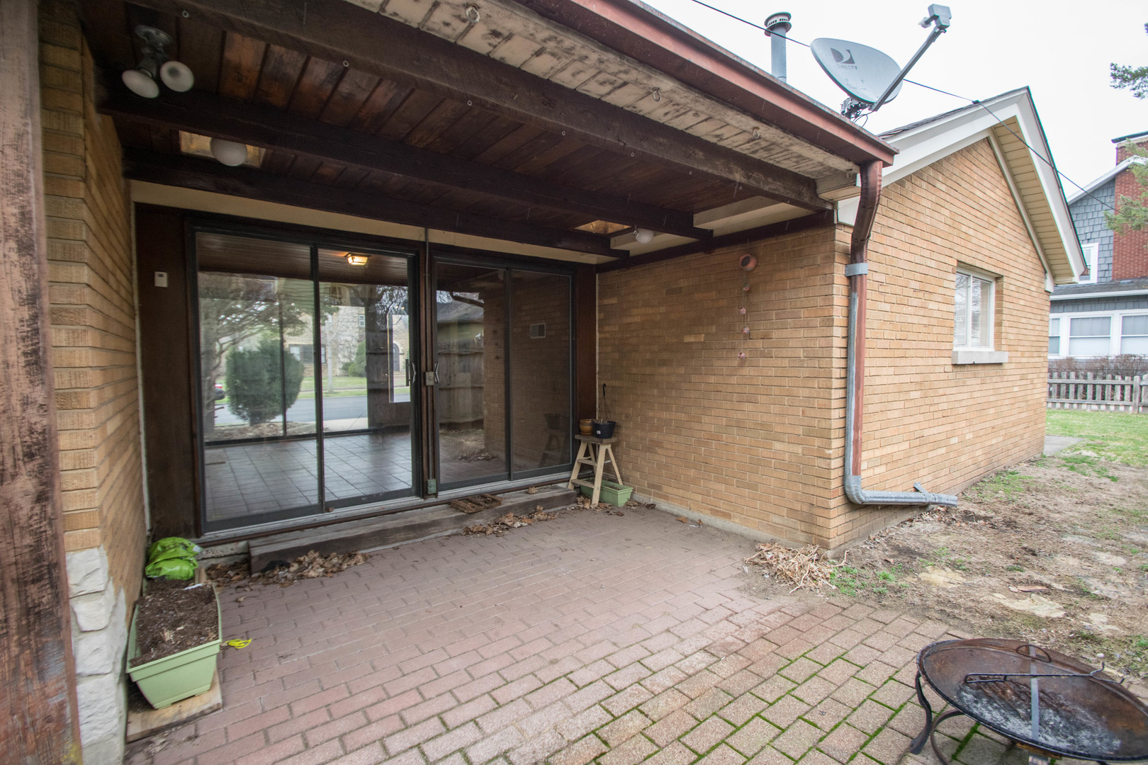 649 North Spring Street Elgin, IL 60120 - Photo 51 of 54