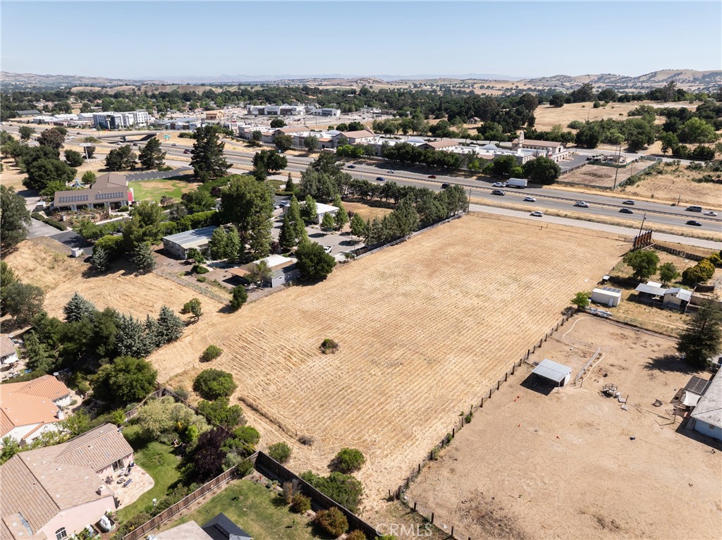 2400 Ramona Road Atascadero, CA 93422 - Photo 12 of 27 an aerial view of residential houses with outdoor space