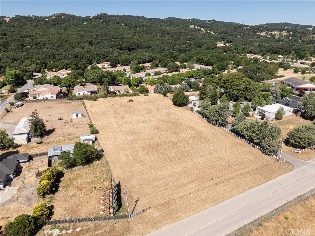 2400 Ramona Road Atascadero, CA 93422 - Photo 9 of 27 a view of a city