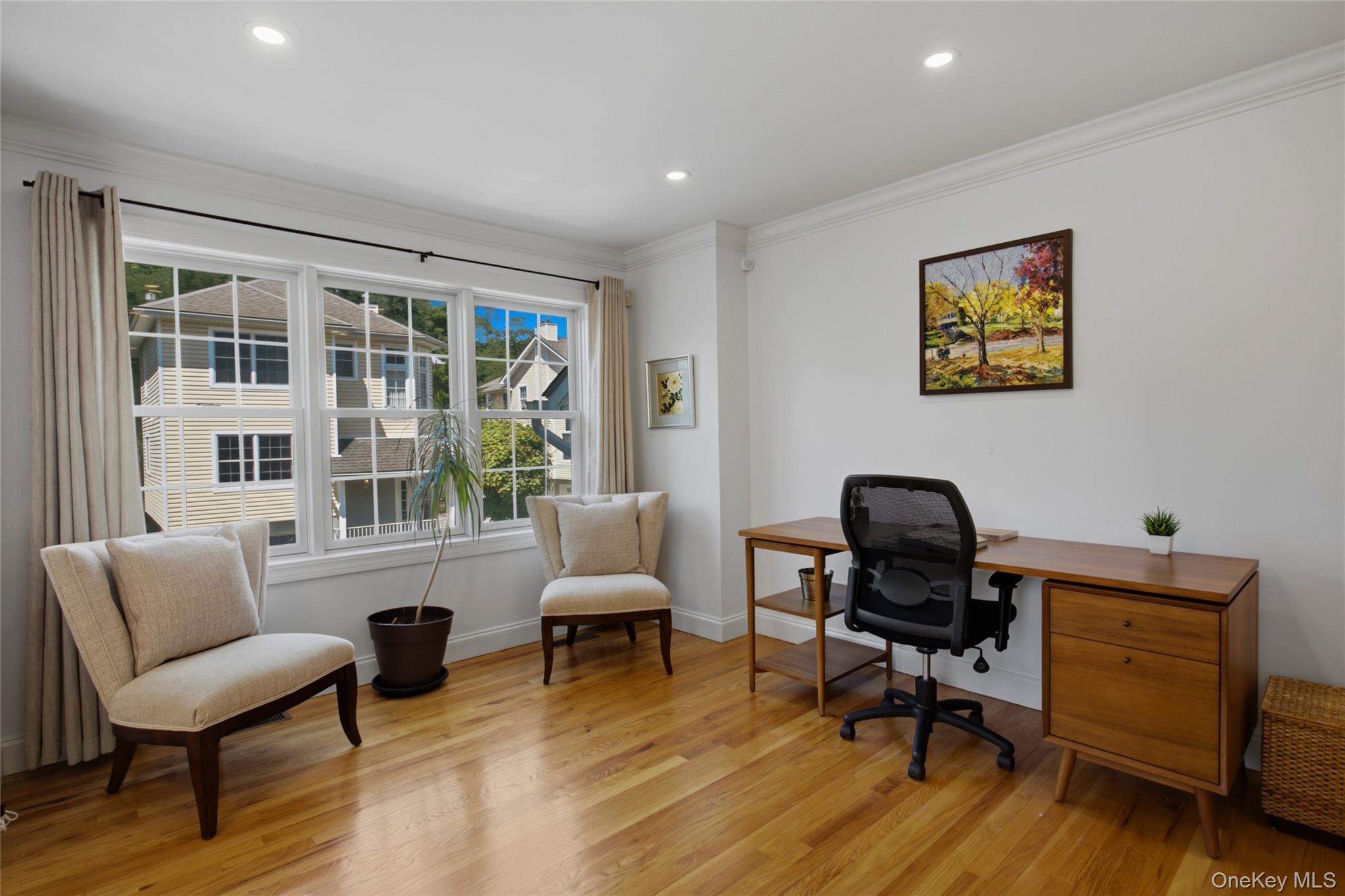 11 Prince Street, Unit C5 New Rochelle, NY 10801 - Photo 3 of 21 Expansive bright living space.