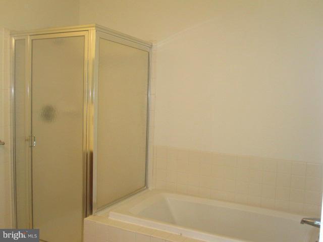 2216 Bear Den Road Frederick, MD 21701 - Photo 16 of 30 Bedroom (Master)