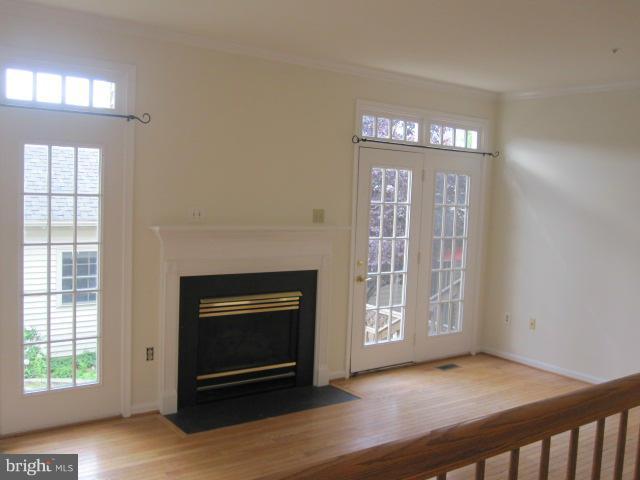 2216 Bear Den Road Frederick, MD 21701 - Photo 7 of 30 Living Room