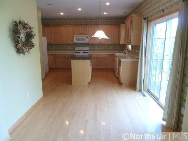 8994 Carter Path Inver Grove Heights, MN 55076 - Photo 4 of 10 Gallery Image 4