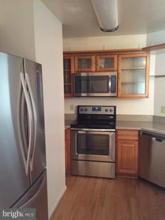 11208 Harbor Court, Unit 11208 Reston, VA 20191 - Photo 5 of 9 Kitchen