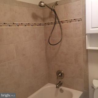 11208 Harbor Court, Unit 11208 Reston, VA 20191 - Photo 9 of 9 Bath