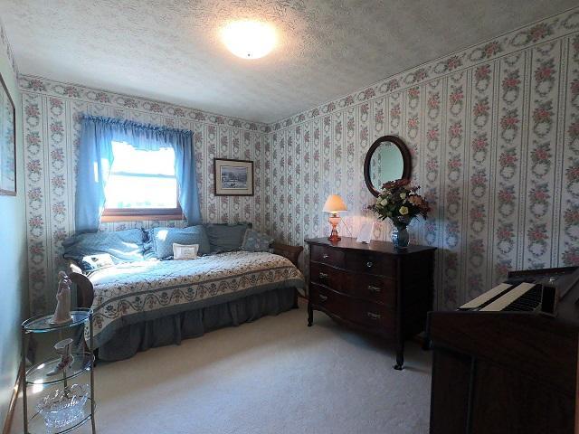 1305 Hamburg Road Southwest Lancaster, OH 43130 - Photo 10 of 46 Gallery Image 10