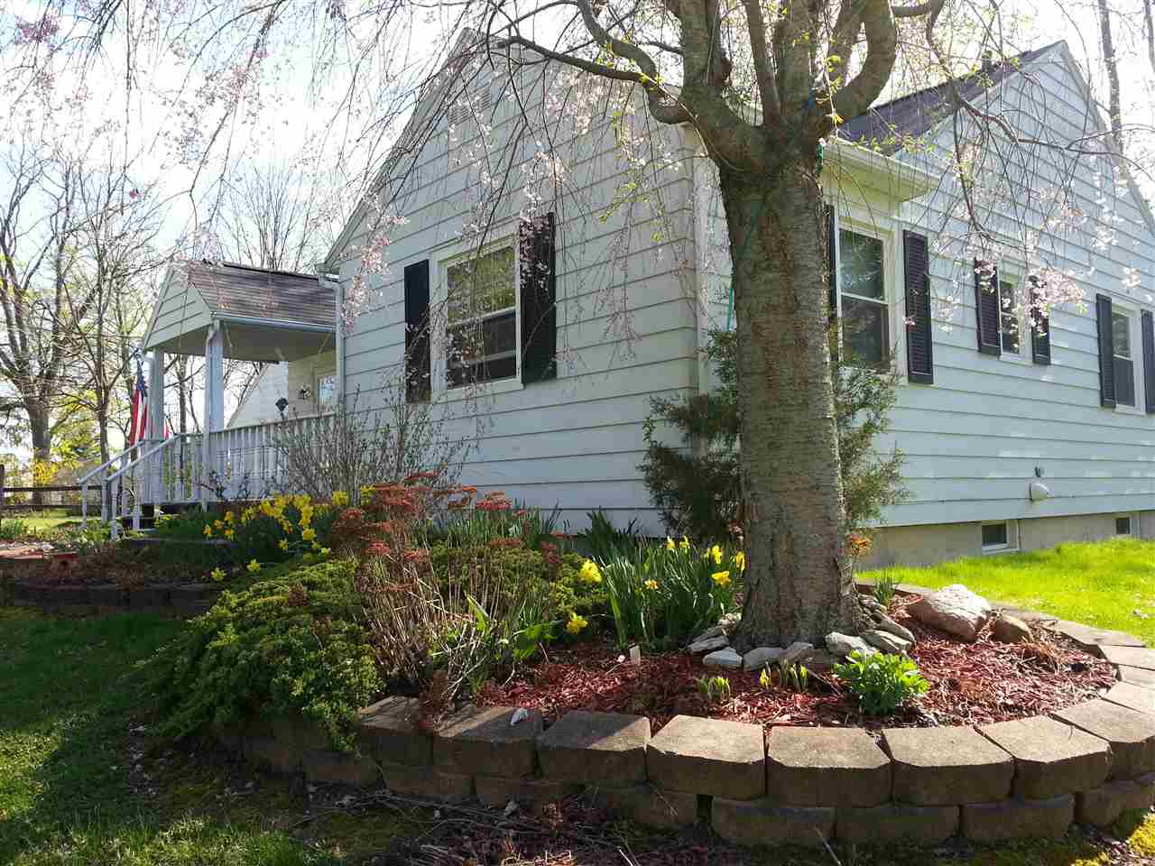 8720 Winchester Road Fort Wayne, IN 46819 - Photo 2 of 18