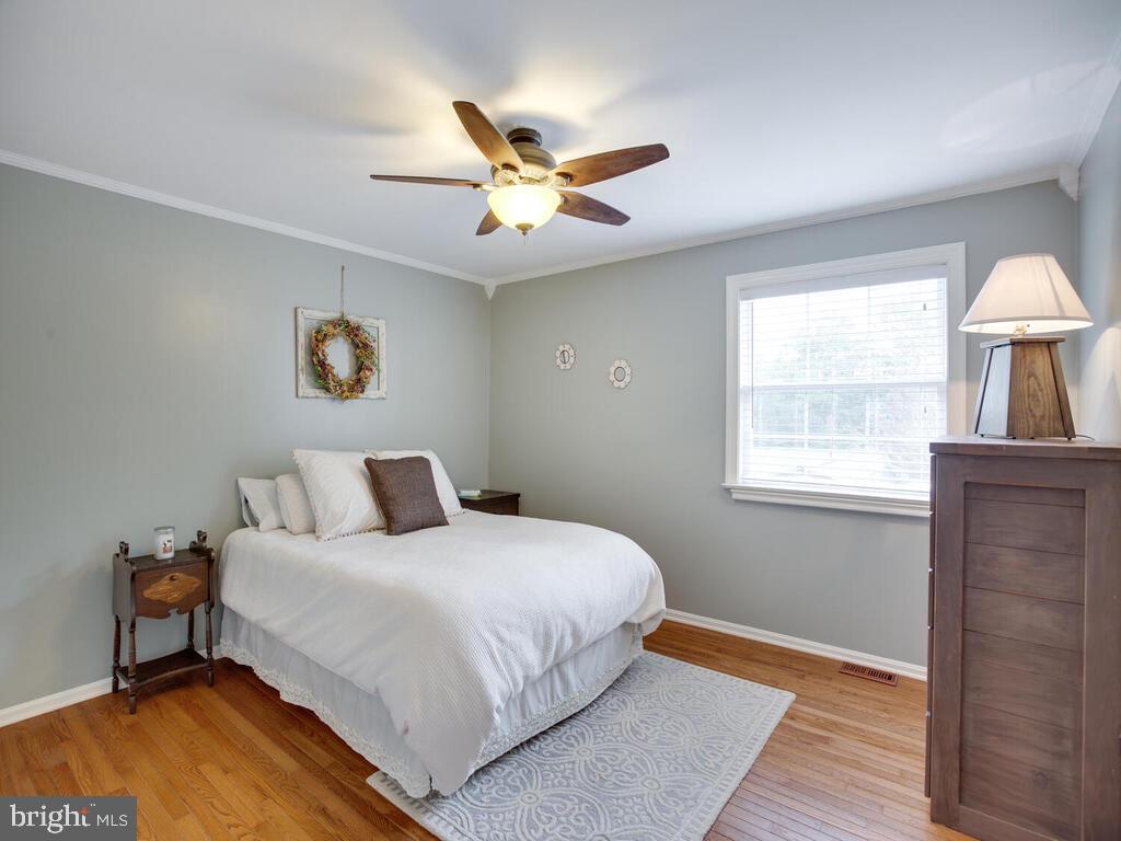 725 Masons Beach Road Deale, MD 20751 - Photo 14 of 30