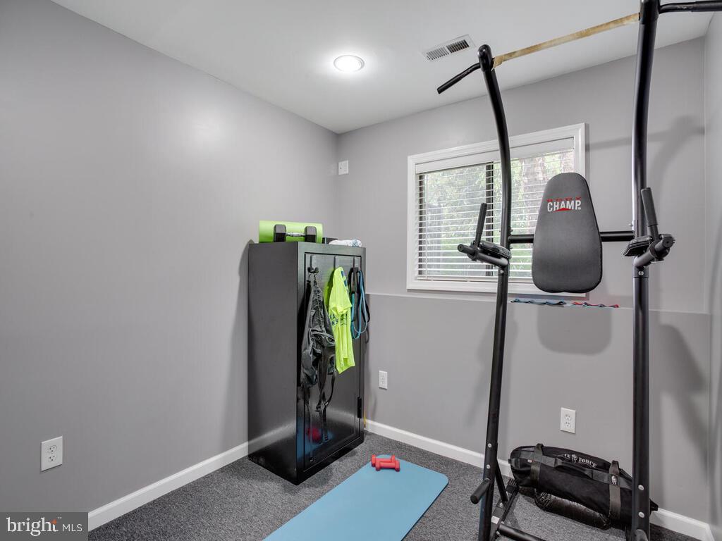 725 Masons Beach Road Deale, MD 20751 - Photo 17 of 30