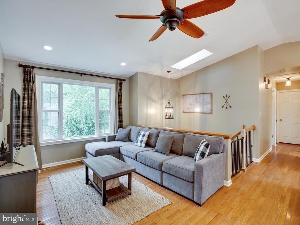 725 Masons Beach Road Deale, MD 20751 - Photo 5 of 30