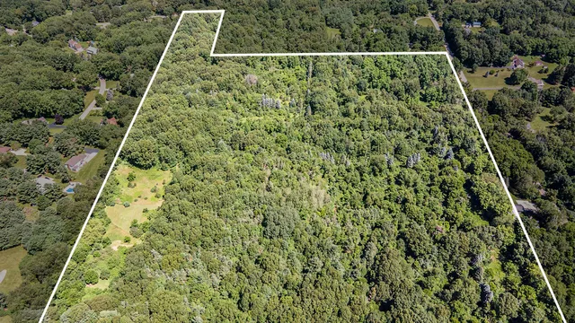 $750,000 | 19687 East Avenue North, Battle Creek, MI 49017