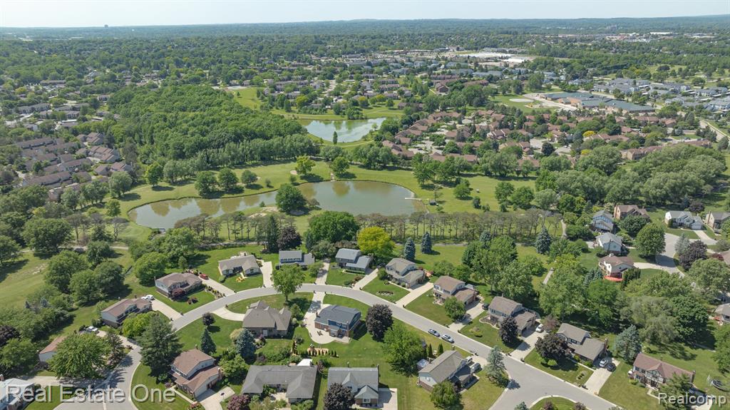 630 Lockmoore Court Rochester Hills, MI 48307 - Photo 59 of 65