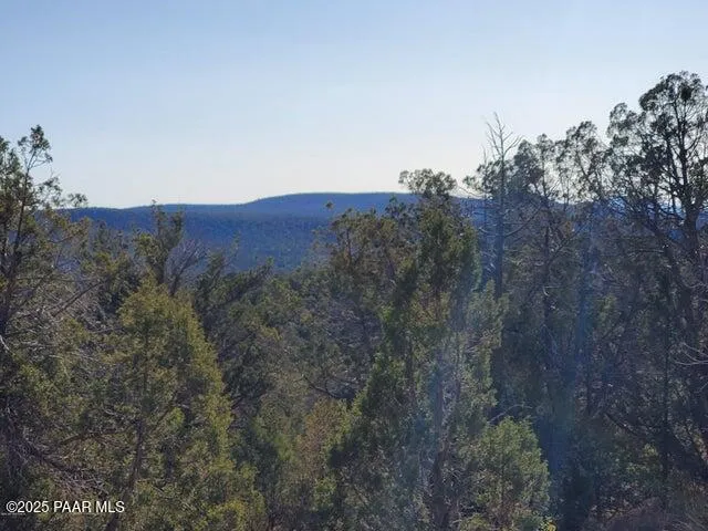 $75,900 | 11 North Moonshine, Seligman, AZ 86337