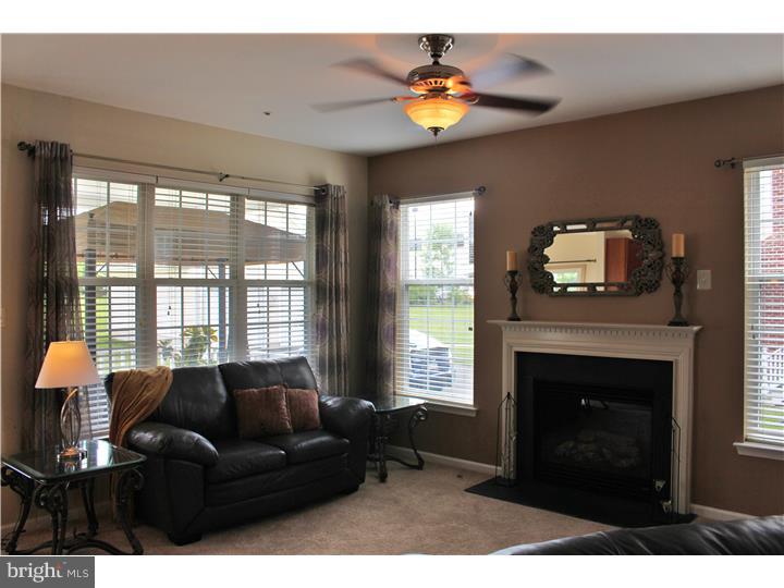 27 Valentine Road Warminster, PA 18974 - Photo 11 of 25 Gallery Image 11