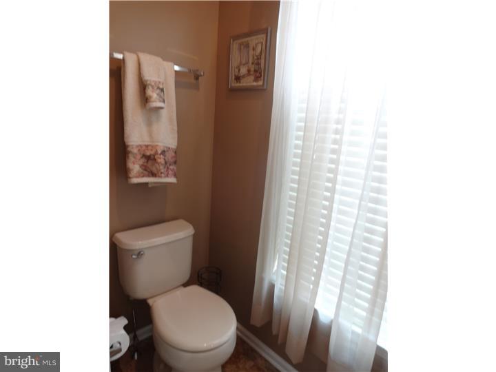 27 Valentine Road Warminster, PA 18974 - Photo 22 of 25 Gallery Image 22
