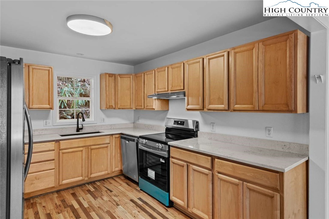 854 Niley Cook Road Blowing Rock, NC 28605 - Photo 6 of 25