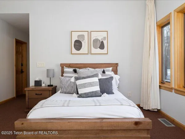 $6,495,000 | 4325 Spring Violet Court, Wilson, WY 83014