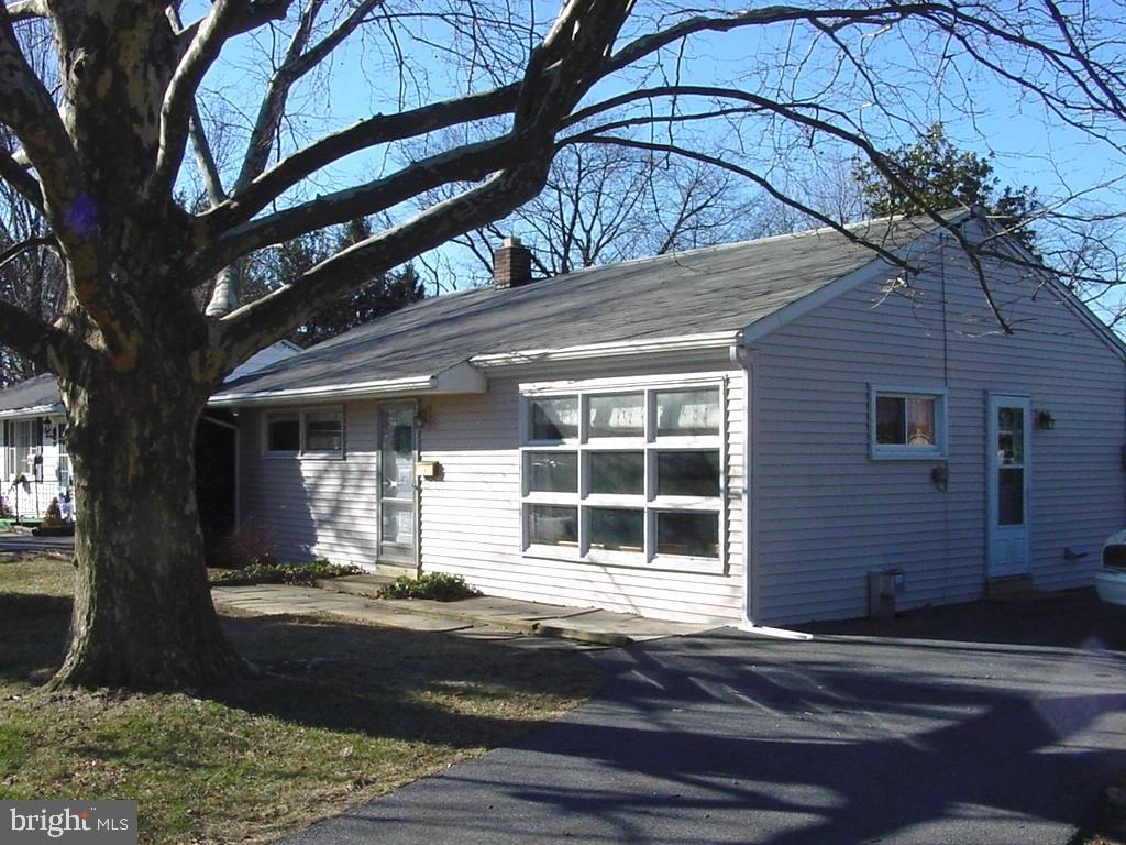 2262 Manor Ridge Drive Lancaster, PA 17603 - Photo 1 of 17 Gallery Image 1