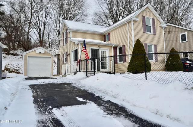 $245,000 | 639 Lakeway Drive, Pittsfield, MA 01201