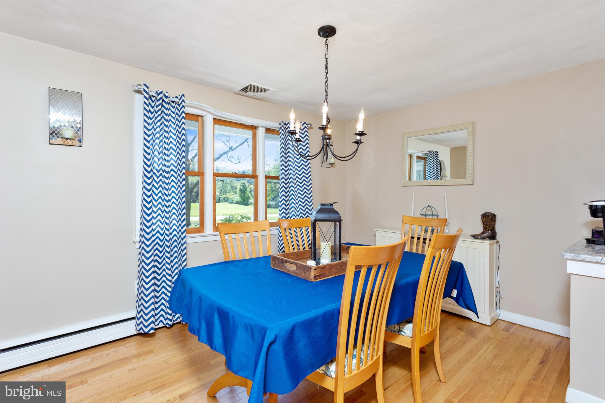 27 Woosamonsa Road Pennington, NJ 08534 - Photo 11 of 22