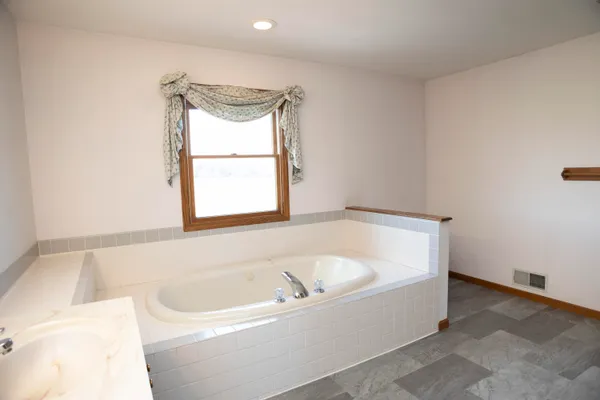 $459,000 | 11438 South 26th Street, Vicksburg, MI 49097