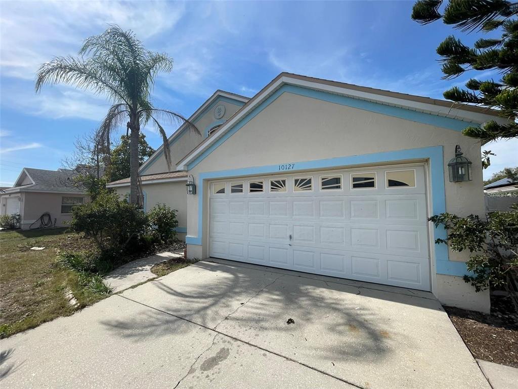 10127 Barnett Loop Port Richey, FL 34668 - Photo 1 of 34 Gallery Image 1