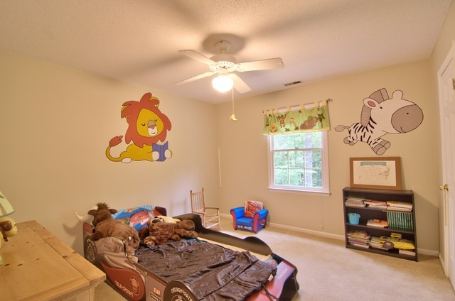 5811 Woodberry Road Durham, NC 27707 - Photo 19 of 25 Nicely sized bedroom is on the back of the house. Third Bedroom