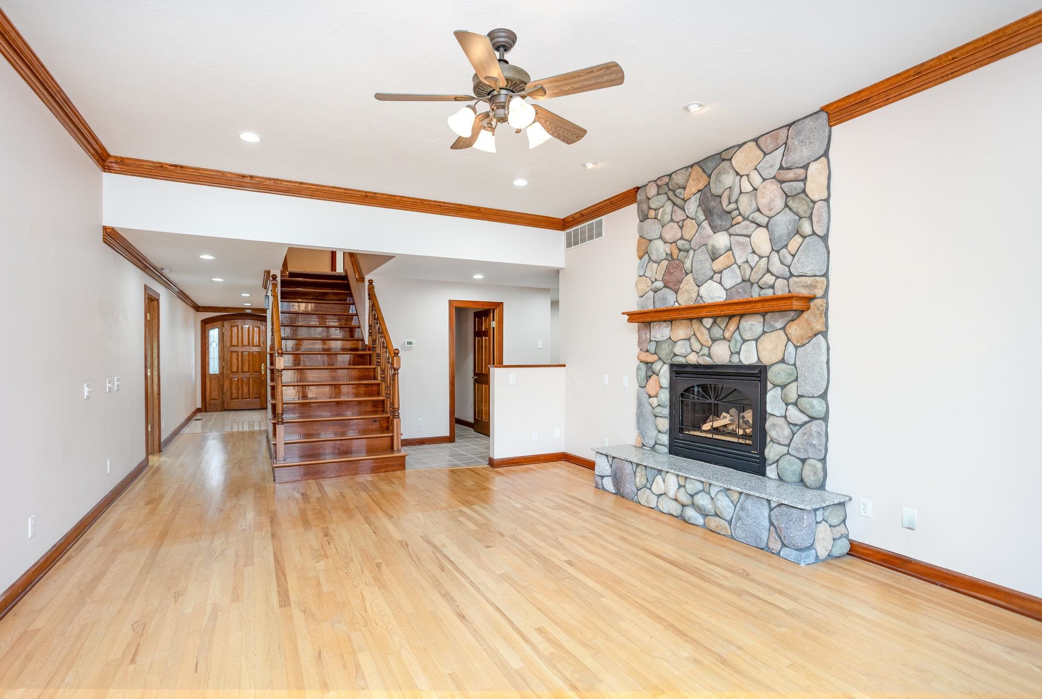 2074 West Olson Road Sanford, MI 48657 - Photo 5 of 48
