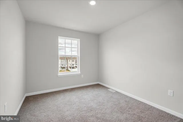 $3,300 | 216 Sandy Rdg Road, Sicklerville, NJ 08081