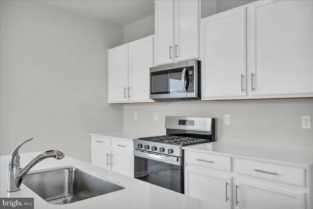 $3,300 | 216 Sandy Rdg Road, Sicklerville, NJ 08081