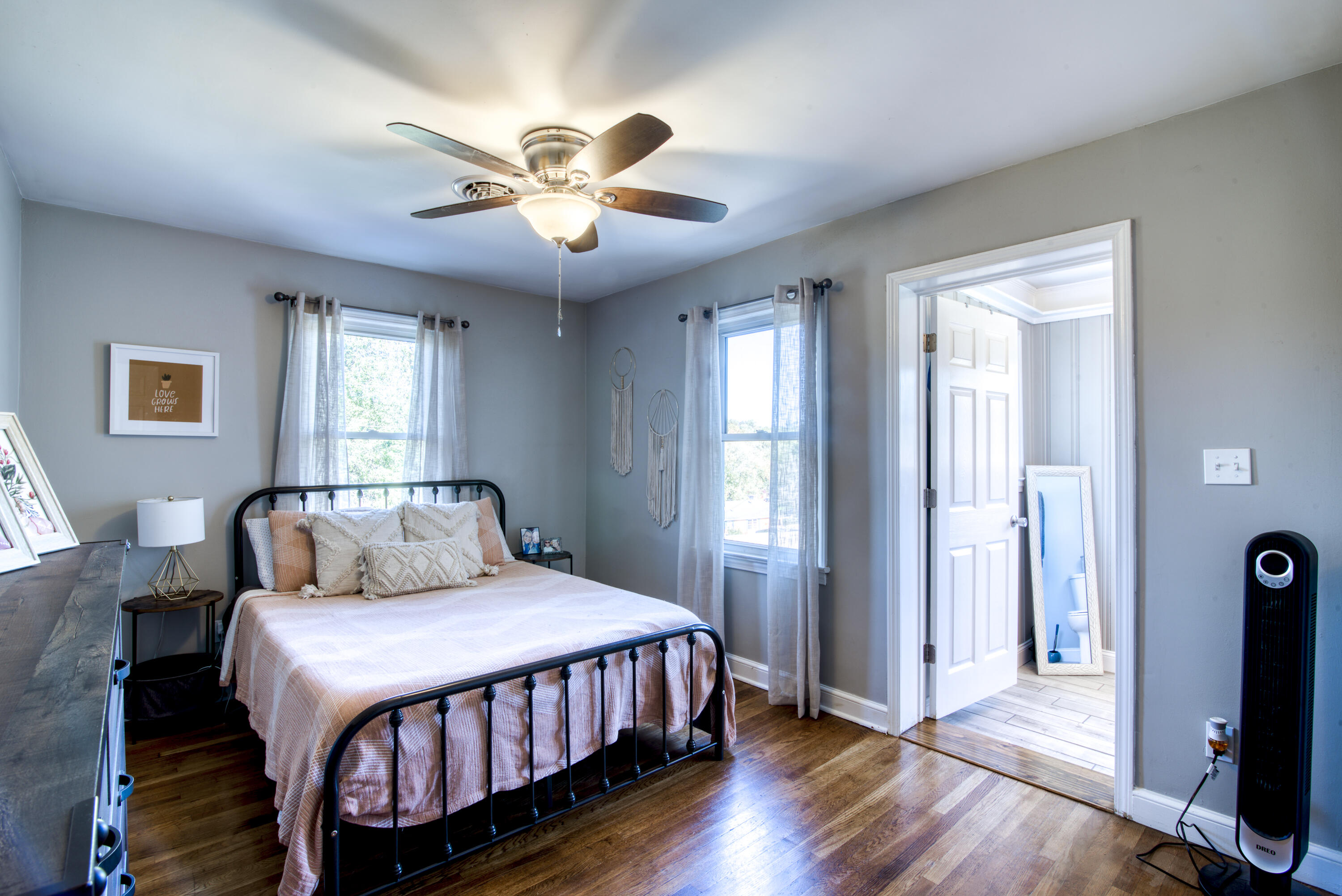 312 Cherokee Road Bristol, VA 24201 - Photo 9 of 18 312-Cherokee-Bristol-VA Matt-Smith-Realt