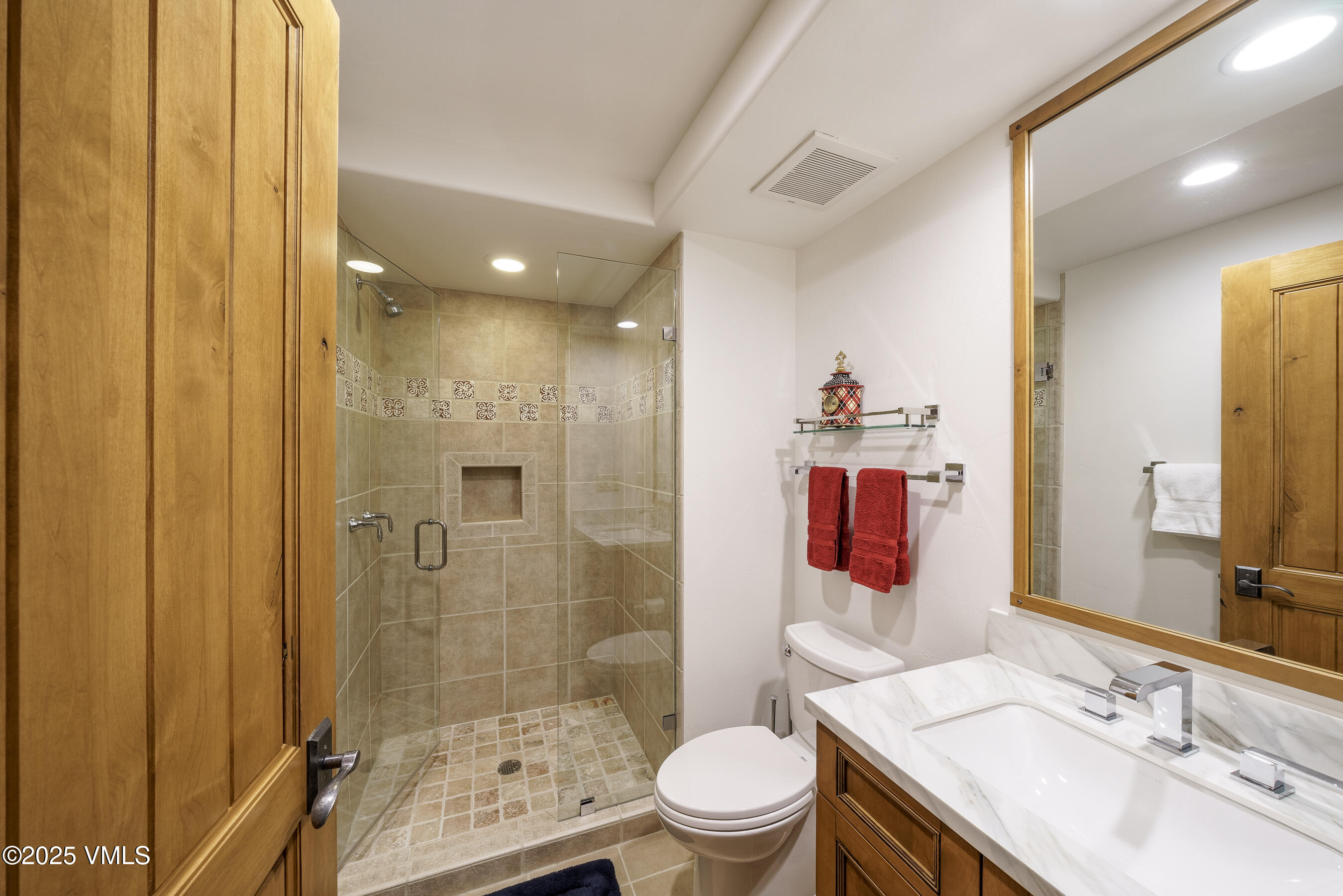 1087 Bachelor Ridge Road, Unit 201 Beaver Creek, CO 81620 - Photo 26 of 36 201_Settler's_Lodge_043