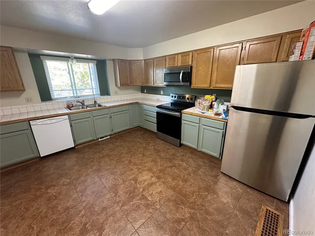 $2,145 | 6682 Chantilly Place, Colorado Springs, CO 80922