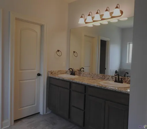 $2,200 | 151 Cesare Drive, Thibodaux, LA 70301