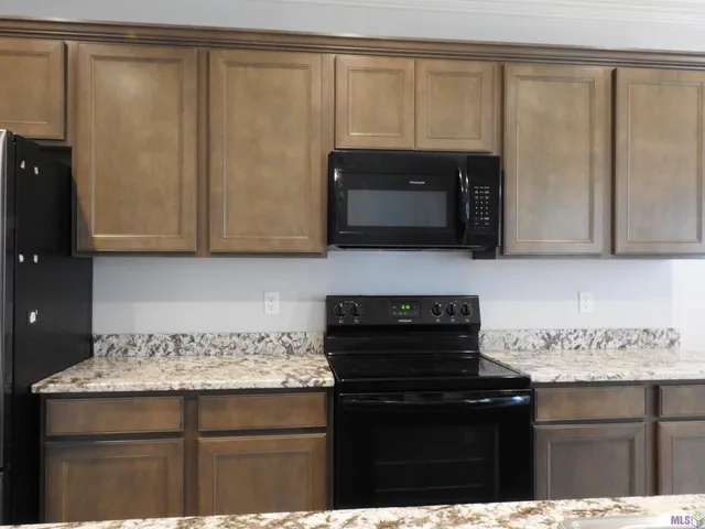 $2,200 | 151 Cesare Drive, Thibodaux, LA 70301