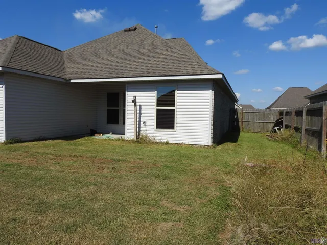 $2,200 | 151 Cesare Drive, Thibodaux, LA 70301