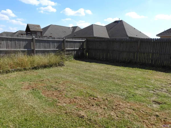 $2,200 | 151 Cesare Drive, Thibodaux, LA 70301