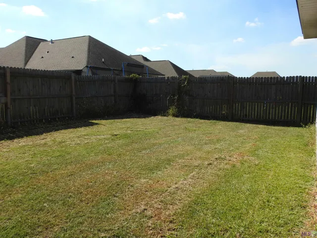 $2,200 | 151 Cesare Drive, Thibodaux, LA 70301
